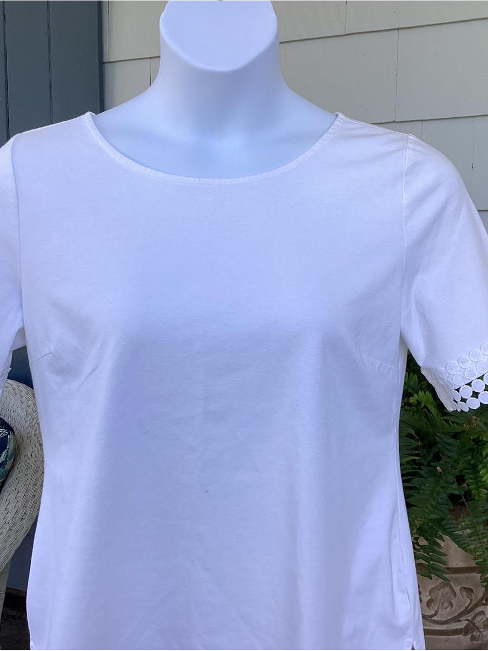 Talbots White Short-Sleeve Top with Crochet-Trim Sleeves LNWOT - Picture 4 of 11